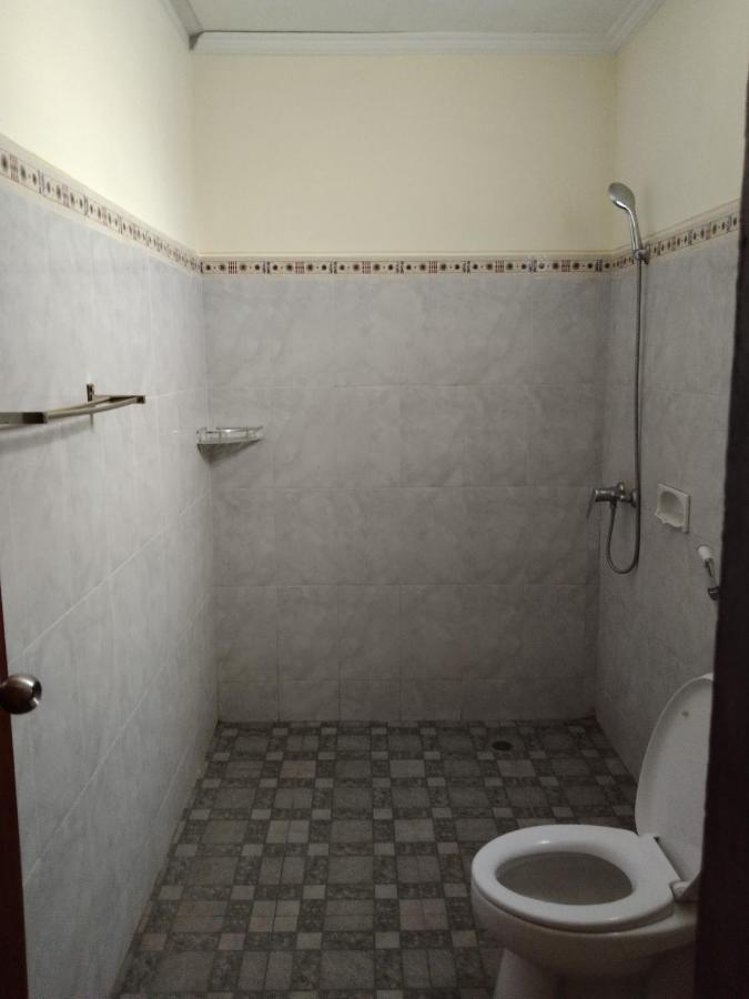 Pondok Aldi Hostel Амед Екстер'єр фото