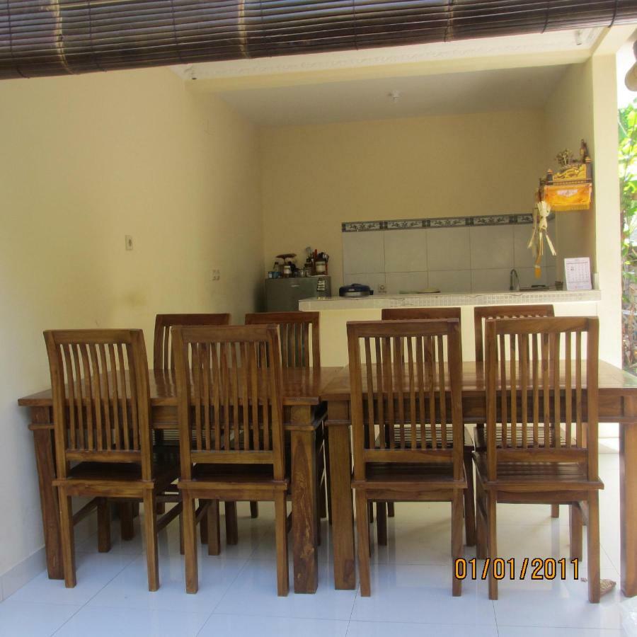 Pondok Aldi Hostel Амед Екстер'єр фото