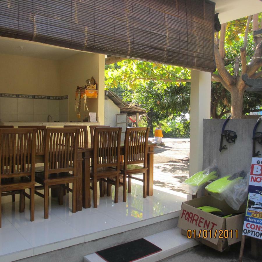 Pondok Aldi Hostel Амед Екстер'єр фото
