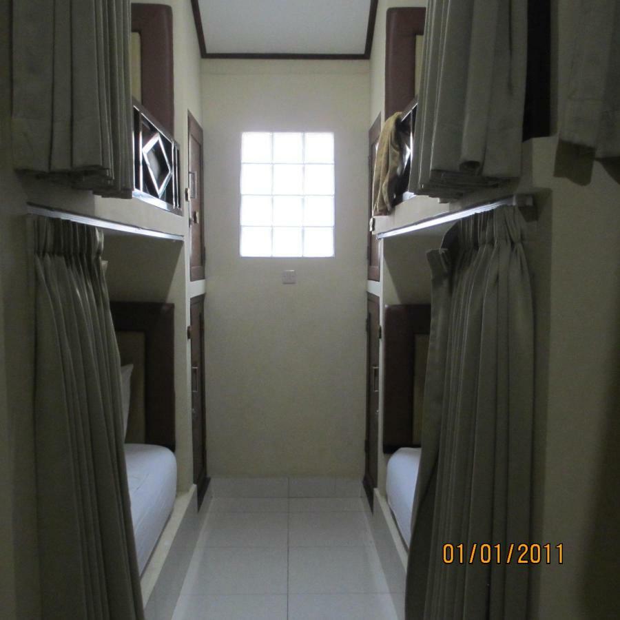 Pondok Aldi Hostel Амед Екстер'єр фото