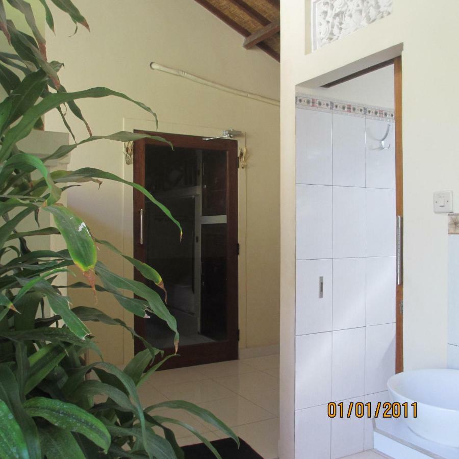 Pondok Aldi Hostel Амед Екстер'єр фото