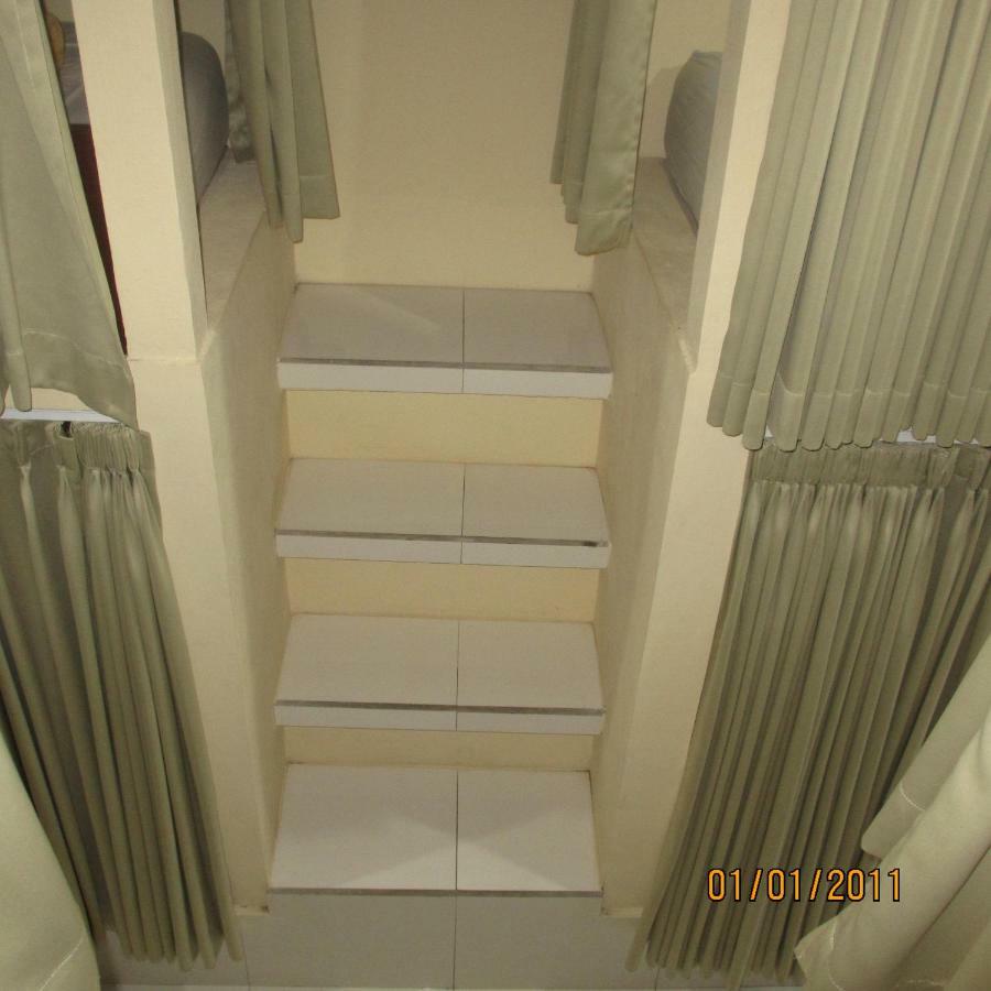 Pondok Aldi Hostel Амед Екстер'єр фото
